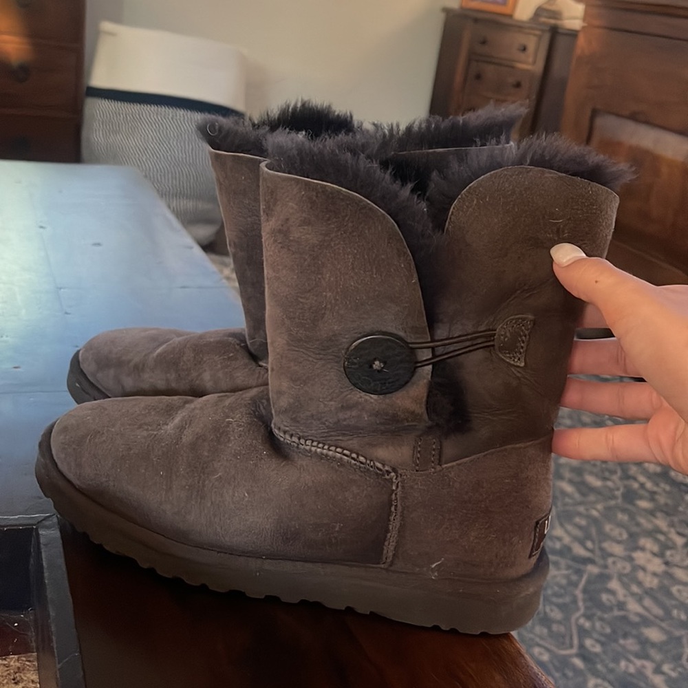 Women’s Brown ugg boots